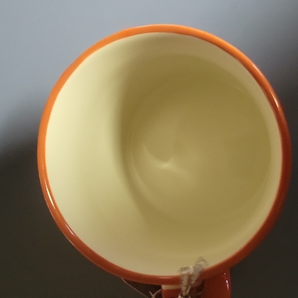 NWT Hello Autum coffee mug. Color white and pink and orange. - Picture 3 of 5